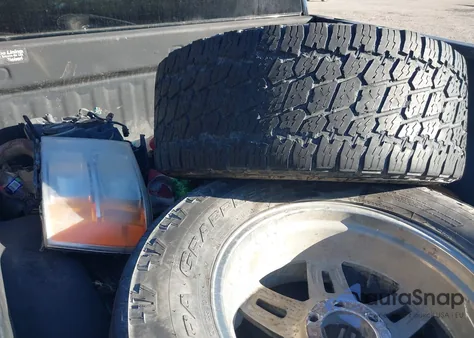 2010 GMC Sierra 1500 Sle z USA, uszkodzony, nr VIN 3GTRKVE38AG132194